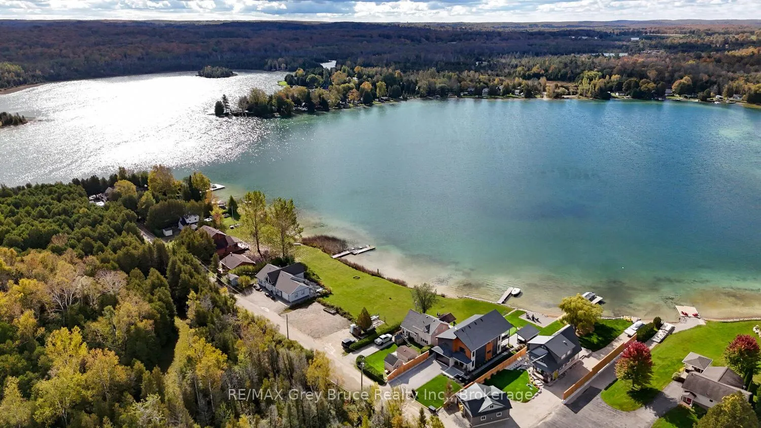 Photo 2 of 166 country side Drive, Chatsworth — HOMEH