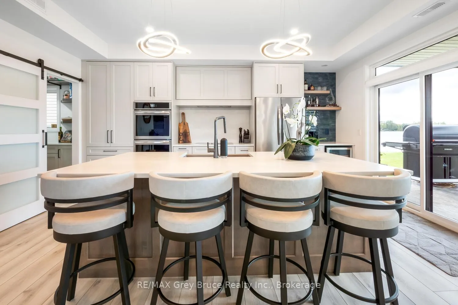 Photo 11 of 166 country side Drive, Chatsworth — HOMEH