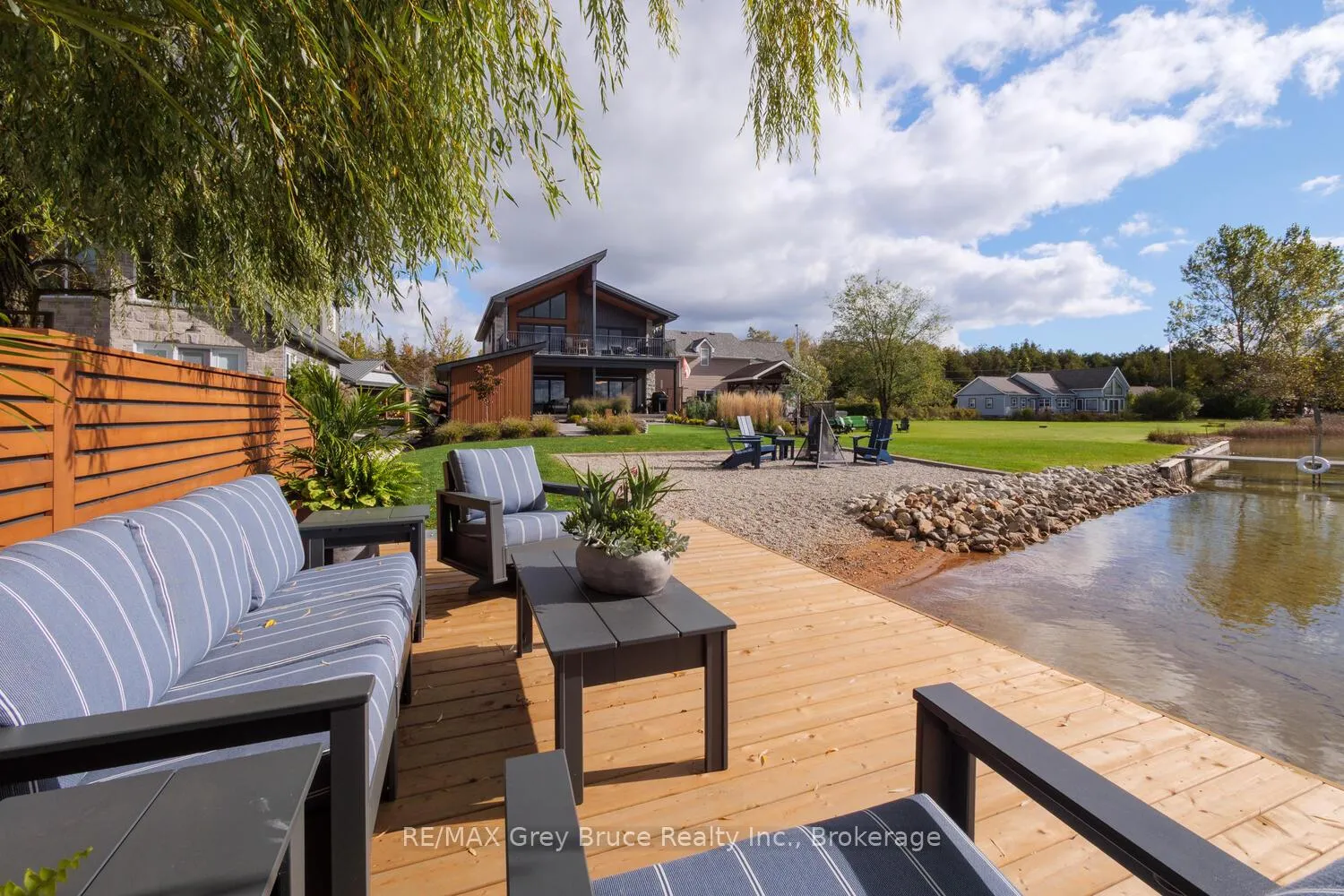 Photo 42 of 166 country side Drive, Chatsworth — HOMEH