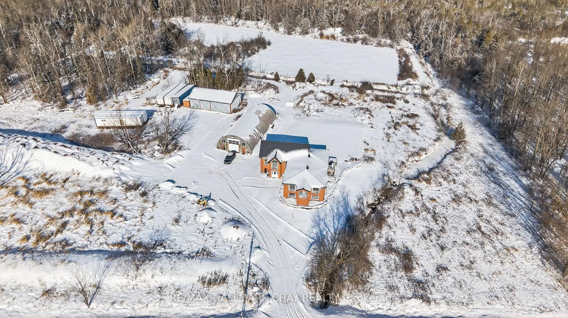 Photo 1 of 2702 6th Line, Innisfil, Rural Innisfil — HOMEH