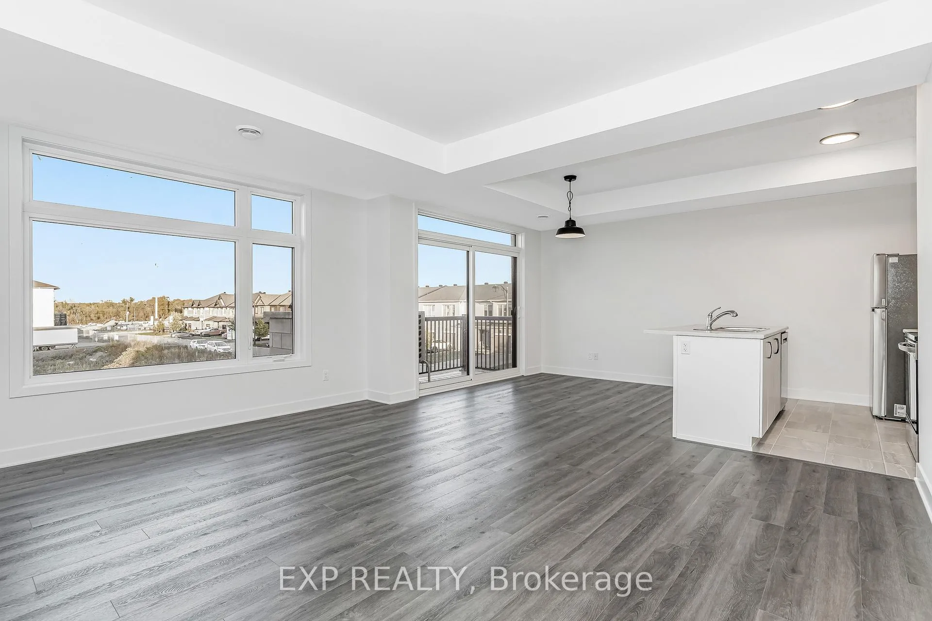 Photo 4 of Unit K, 230 Pingwi Place, Ottawa, Blossom Park/Kemp Park/Findlay Creek — HOMEH