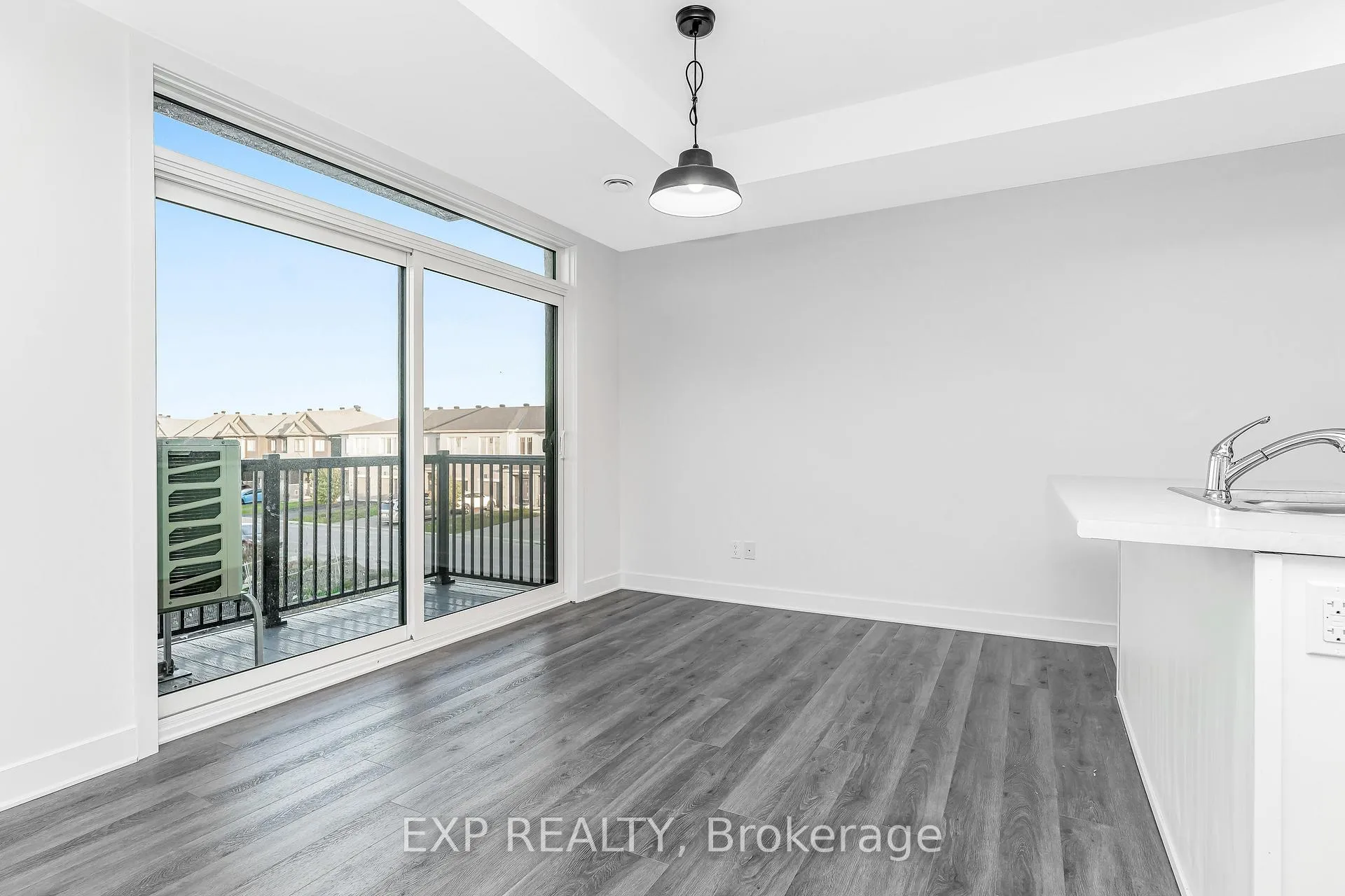 Photo 10 of Unit K, 230 Pingwi Place, Ottawa, Blossom Park/Kemp Park/Findlay Creek — HOMEH