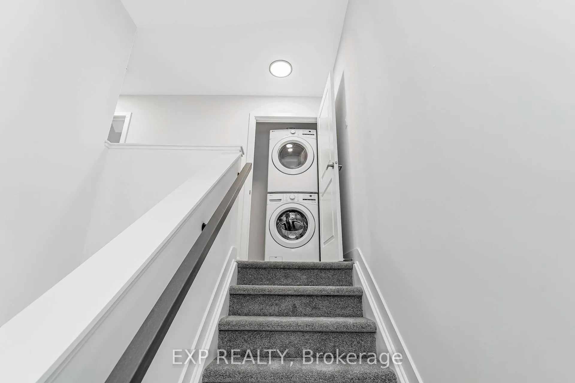Photo 14 of Unit K, 230 Pingwi Place, Ottawa, Blossom Park/Kemp Park/Findlay Creek — HOMEH