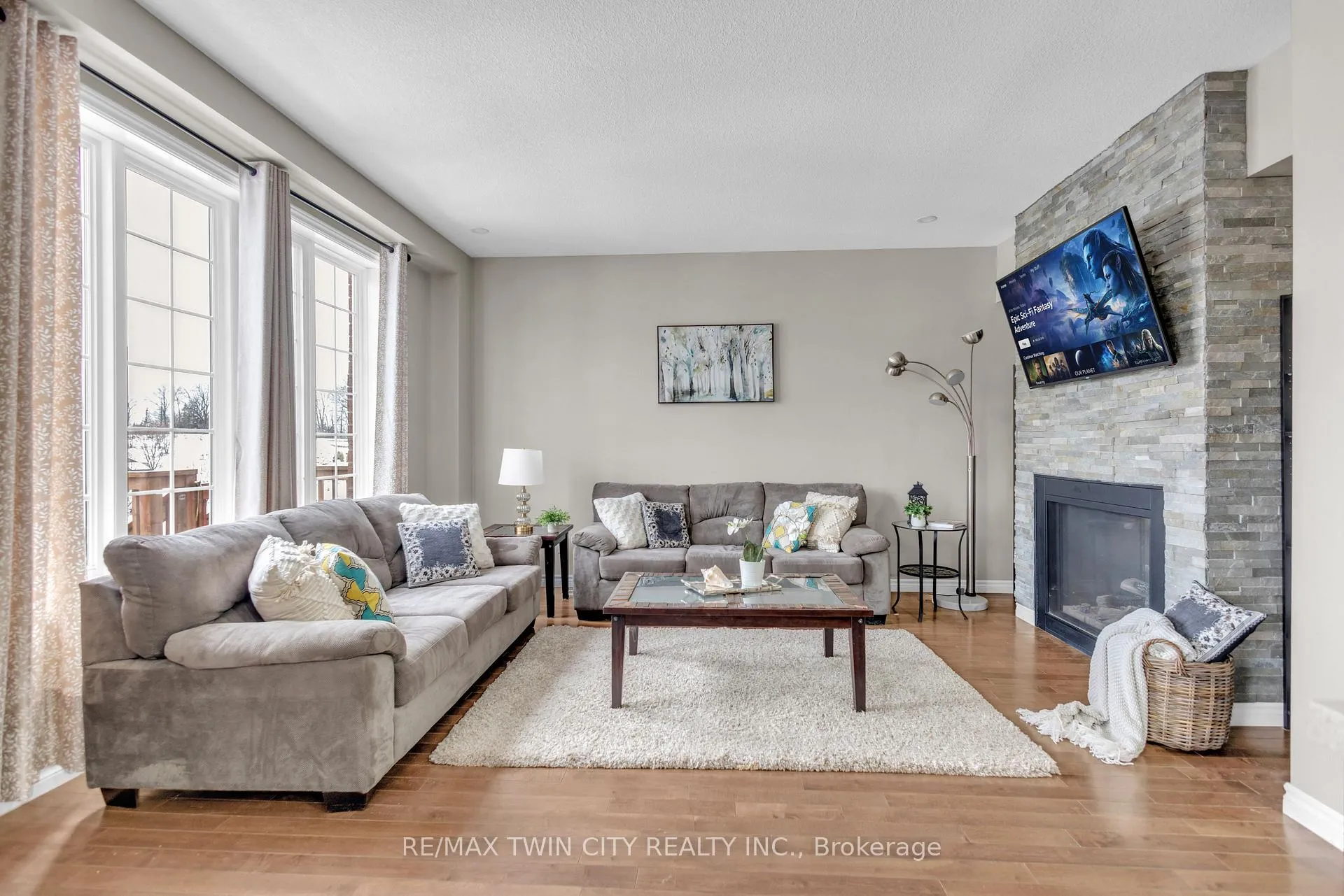 Photo 12 of 75 Stillwater Street Drive, Kitchener — HOMEH