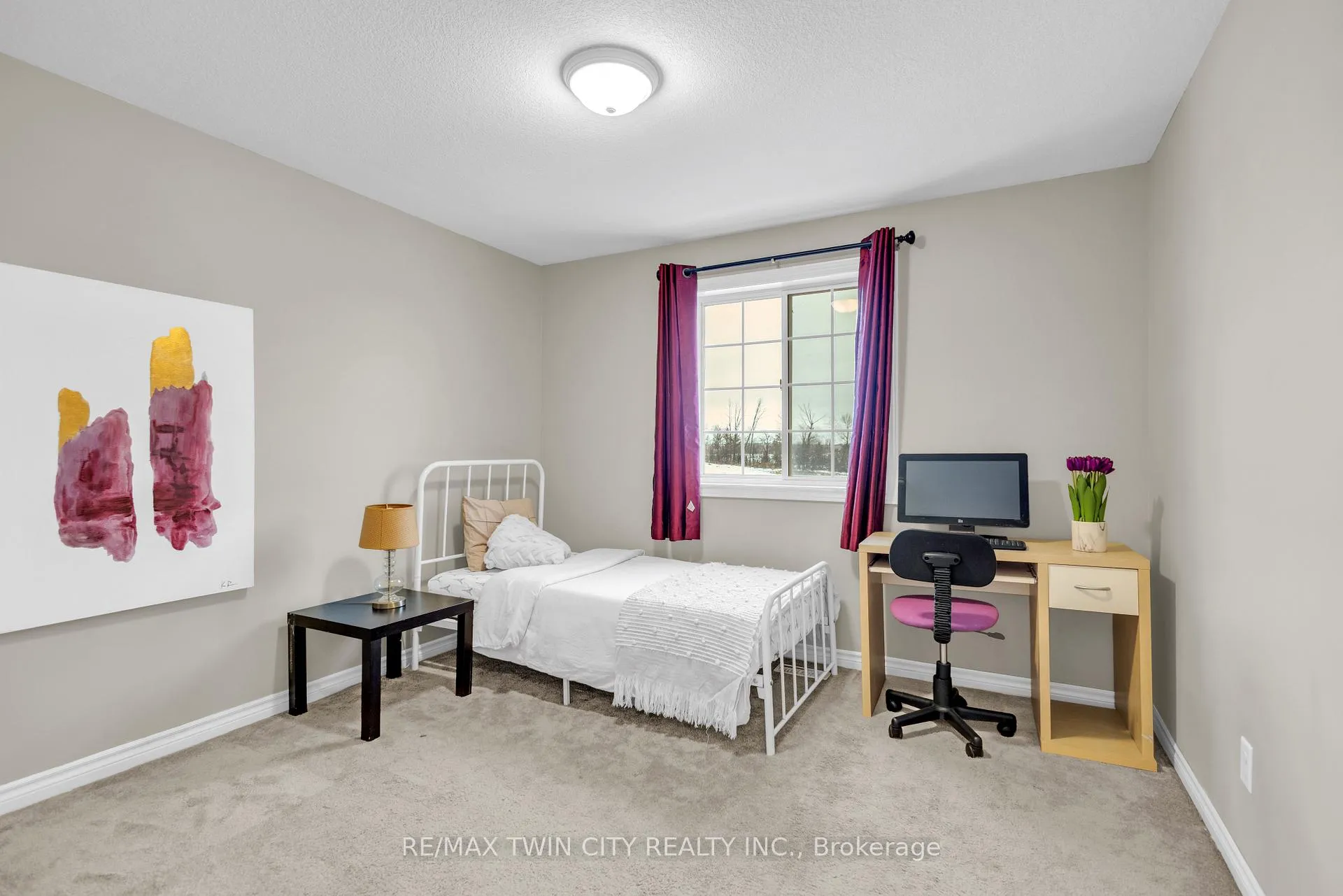 Photo 23 of 75 Stillwater Street Drive, Kitchener — HOMEH