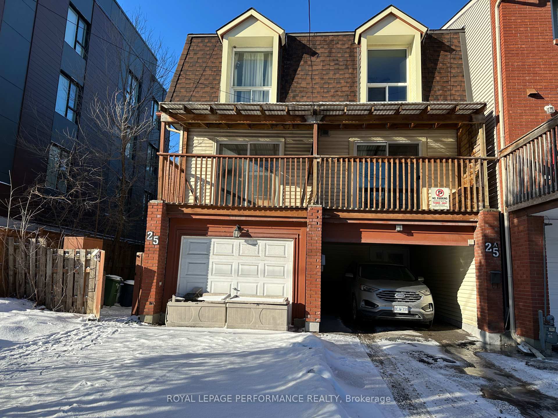 Front of 25A Robinson Avenue