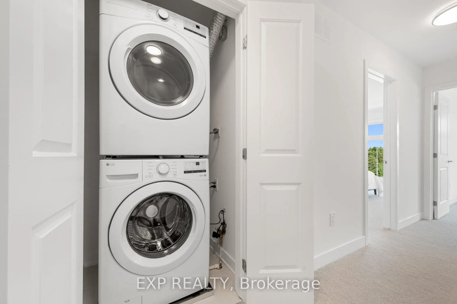 Photo 23 of Unit C, 230 Pingwi Place, Ottawa, Blossom Park/Kemp Park/Findlay Creek — HOMEH