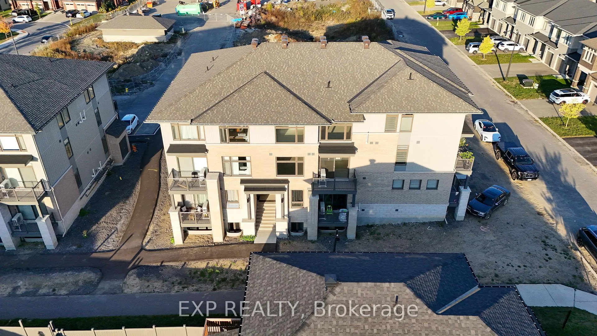 Photo 25 of Unit C, 230 Pingwi Place, Ottawa, Blossom Park/Kemp Park/Findlay Creek — HOMEH