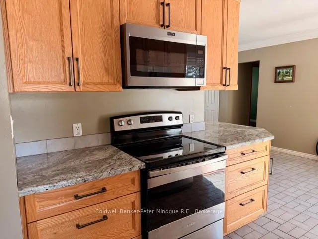 Photo 4 of 376 Sabourin Road, West Nipissing, Sturgeon Falls — HOMEH