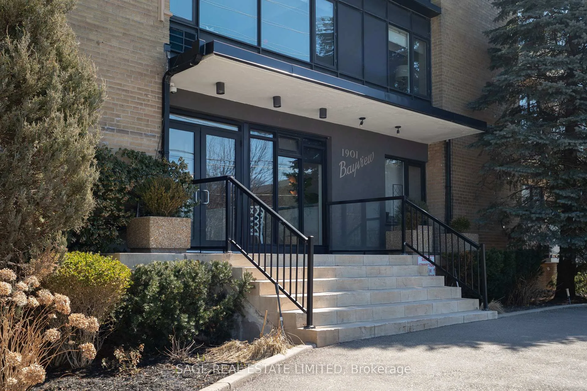 Photo 1 of Unit 205, 1901 Bayview Avenue E, Toronto, Leaside — HOMEH