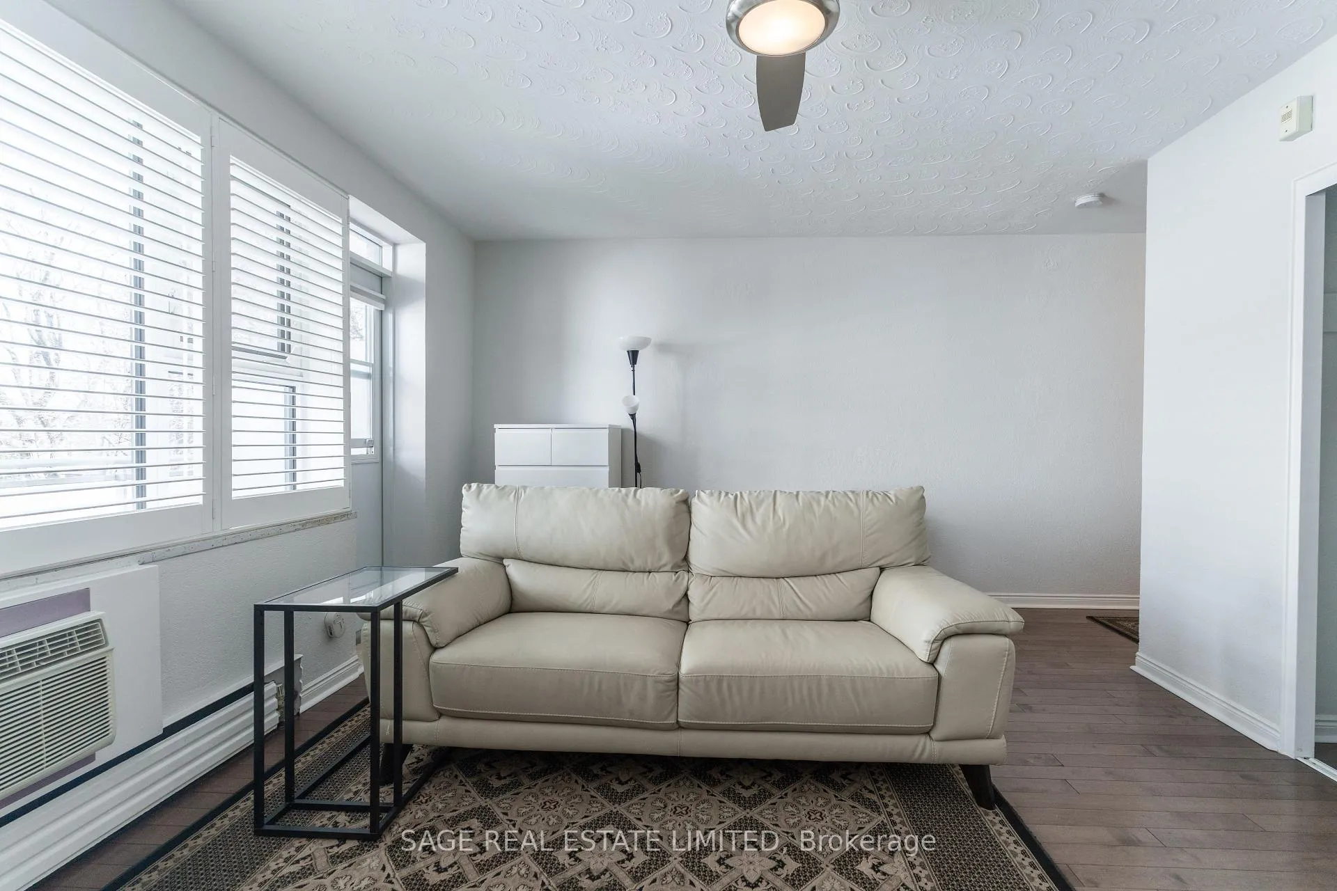 Photo 19 of Unit 205, 1901 Bayview Avenue E, Toronto, Leaside — HOMEH