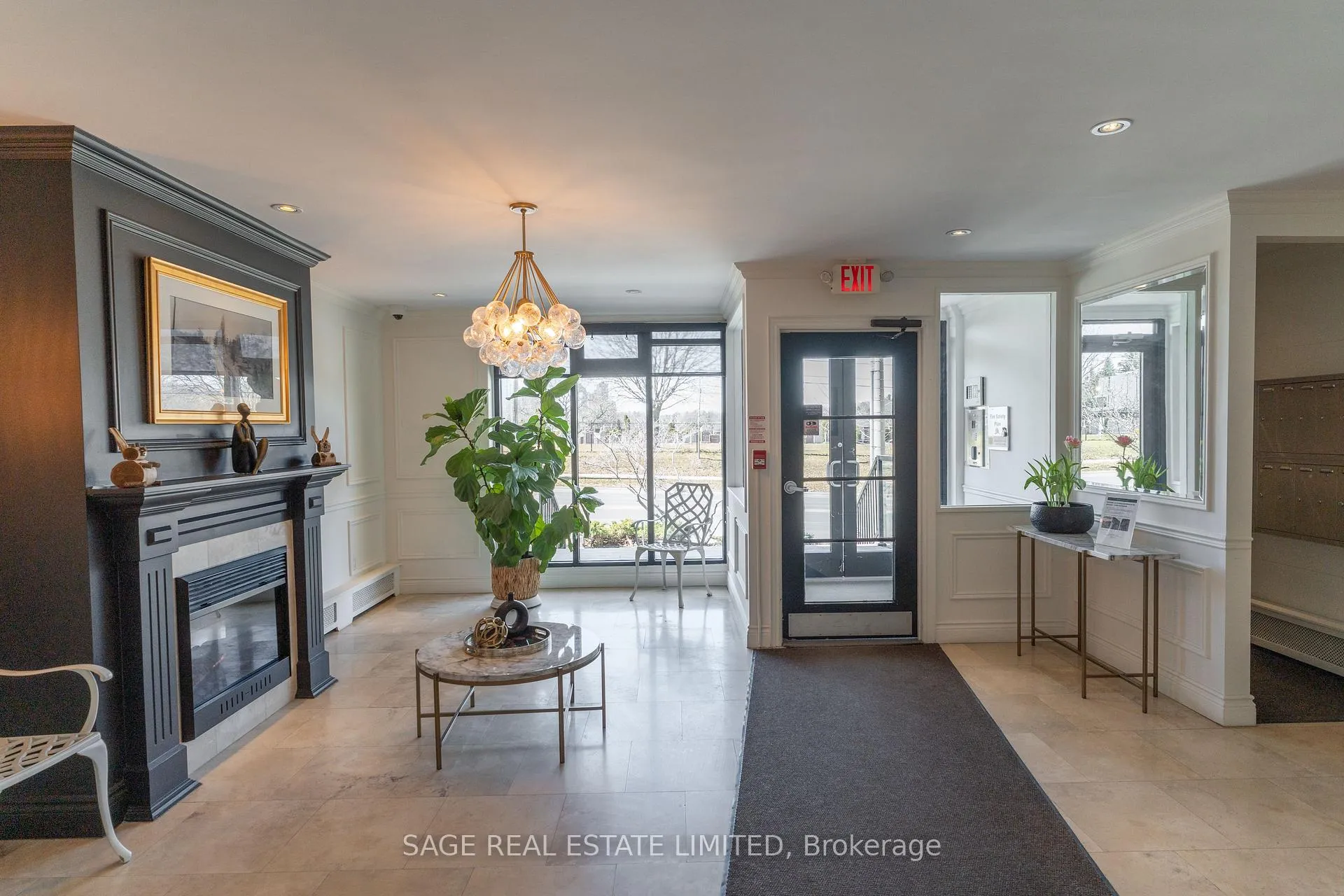 Photo 23 of Unit 205, 1901 Bayview Avenue E, Toronto, Leaside — HOMEH