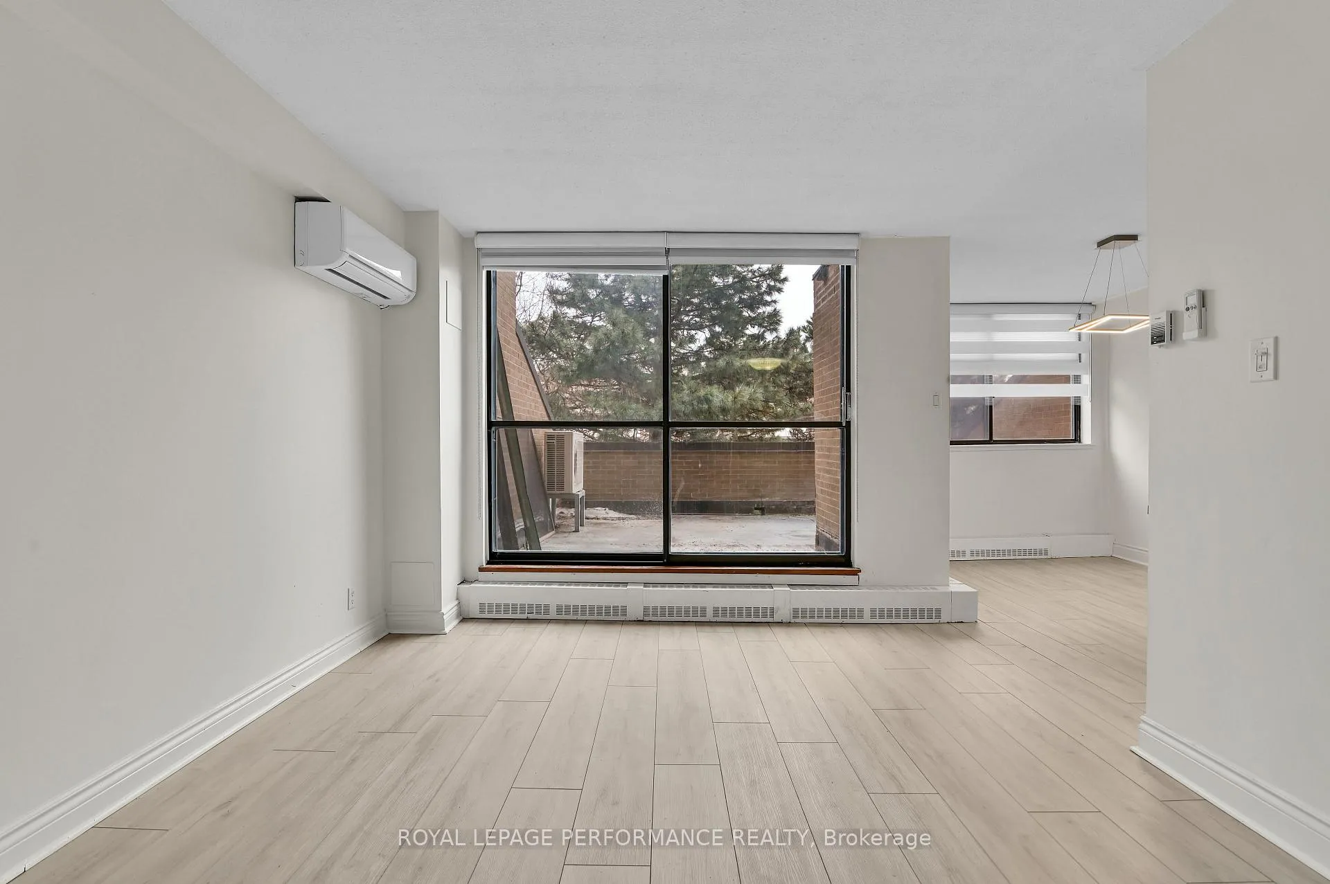 Photo 16 of Unit 344, 515 St Laurent Boulevard, Ottawa, Viscount Alexander Park — HOMEH