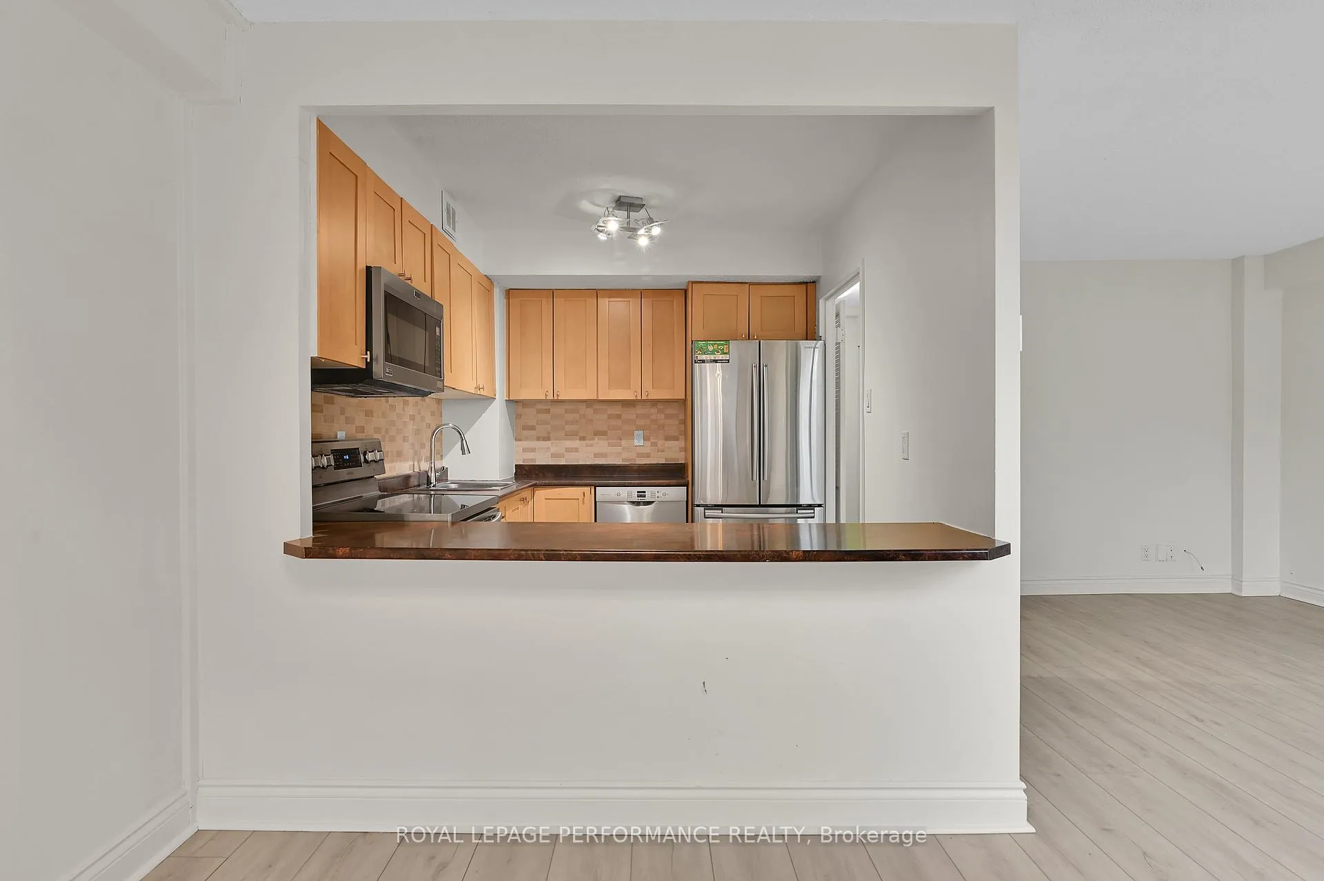 Photo 18 of Unit 344, 515 St Laurent Boulevard, Ottawa, Viscount Alexander Park — HOMEH