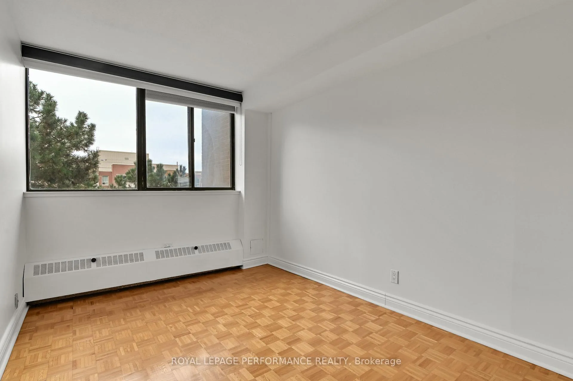 Photo 28 of Unit 344, 515 St Laurent Boulevard, Ottawa, Viscount Alexander Park — HOMEH