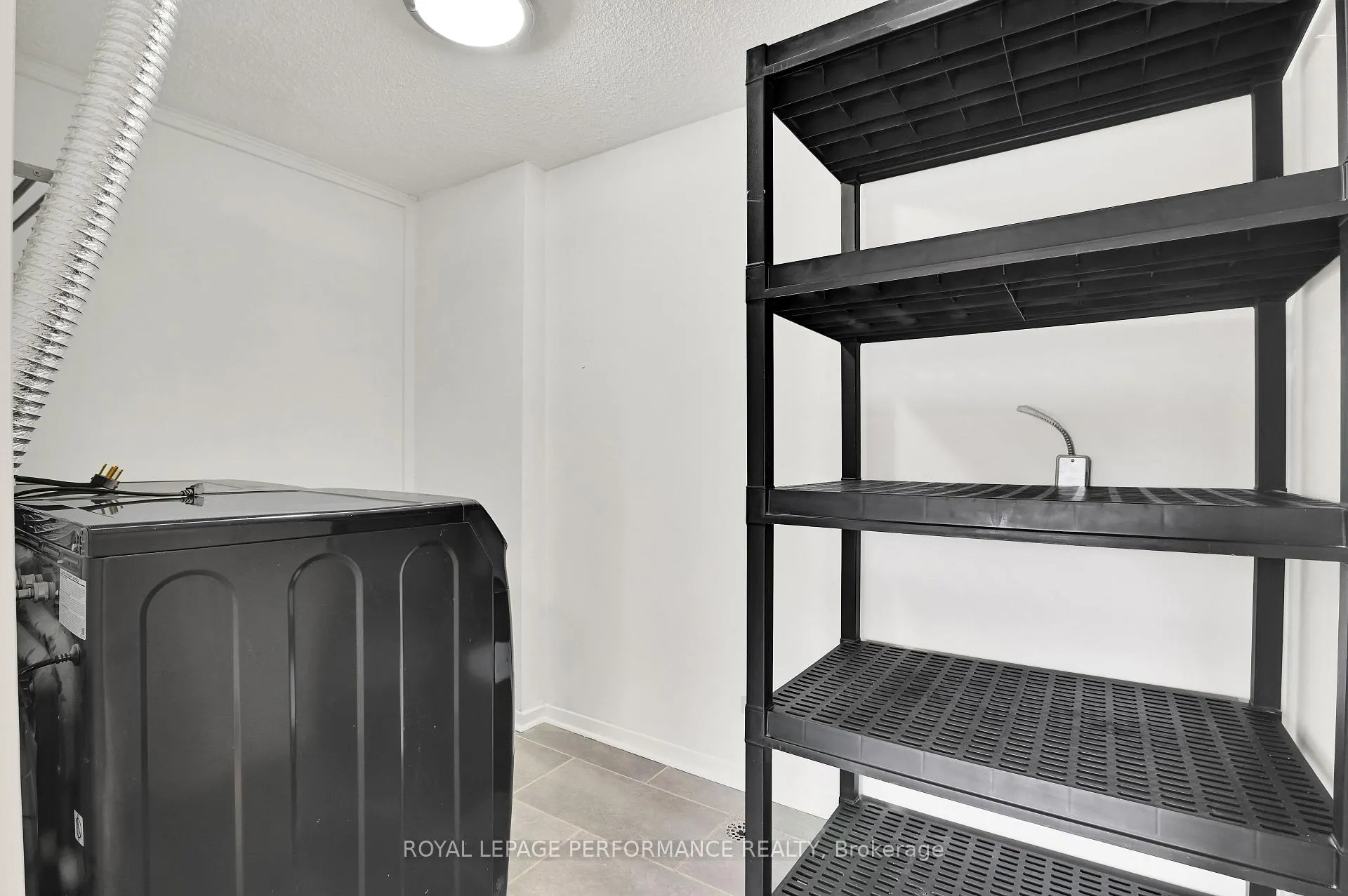 Photo 31 of Unit 344, 515 St Laurent Boulevard, Ottawa, Viscount Alexander Park — HOMEH