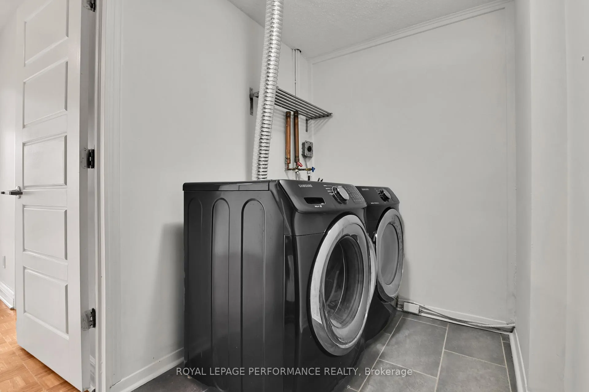 Photo 32 of Unit 344, 515 St Laurent Boulevard, Ottawa, Viscount Alexander Park — HOMEH