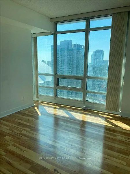 Photo 3 of Unit 3311, 397 Front Street, Toronto, Waterfront Communities — HOMEH