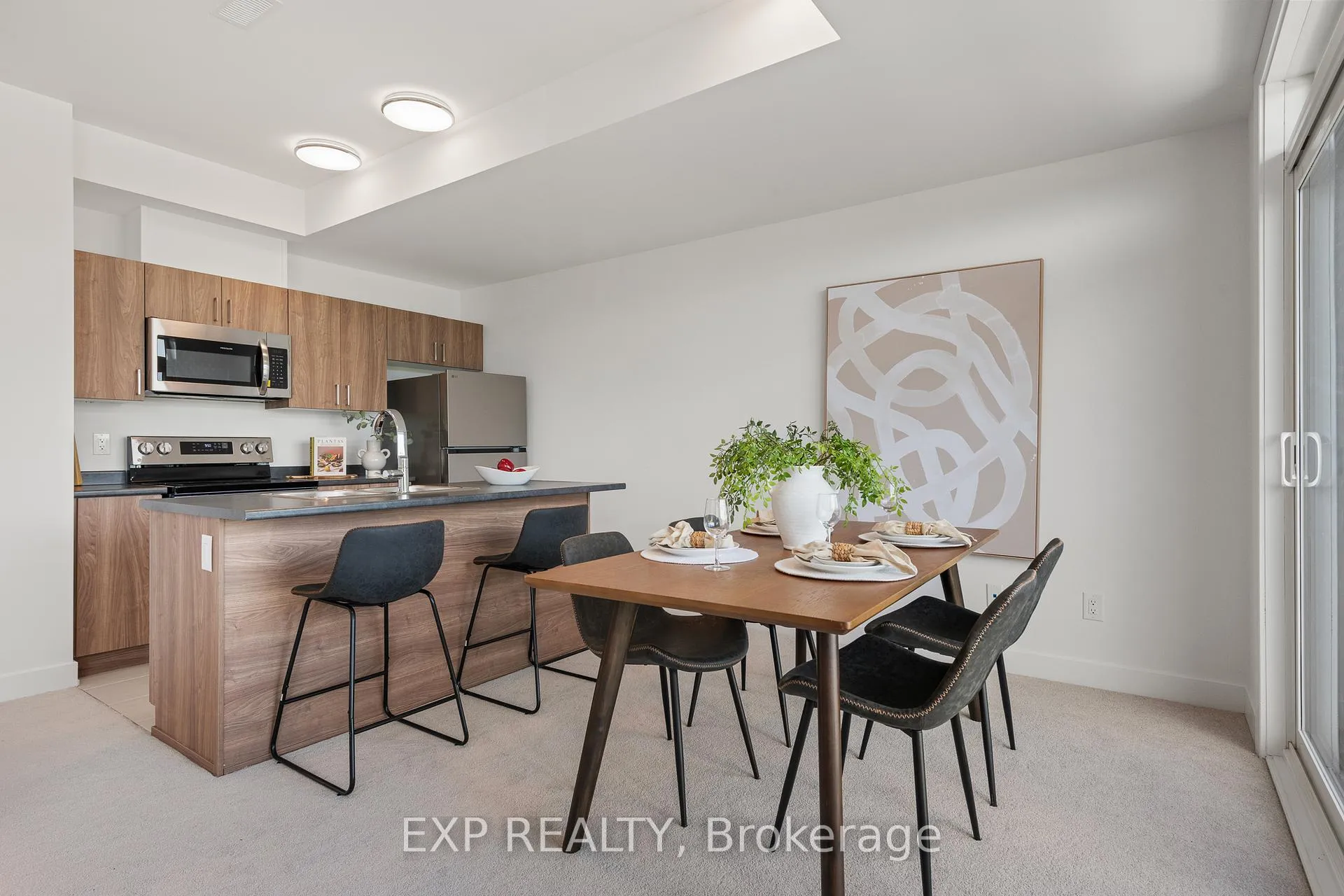 Photo 10 of 1005 Silhouette Private, Ottawa, Barrhaven - Cedargrove/Fraserdale — HOMEH