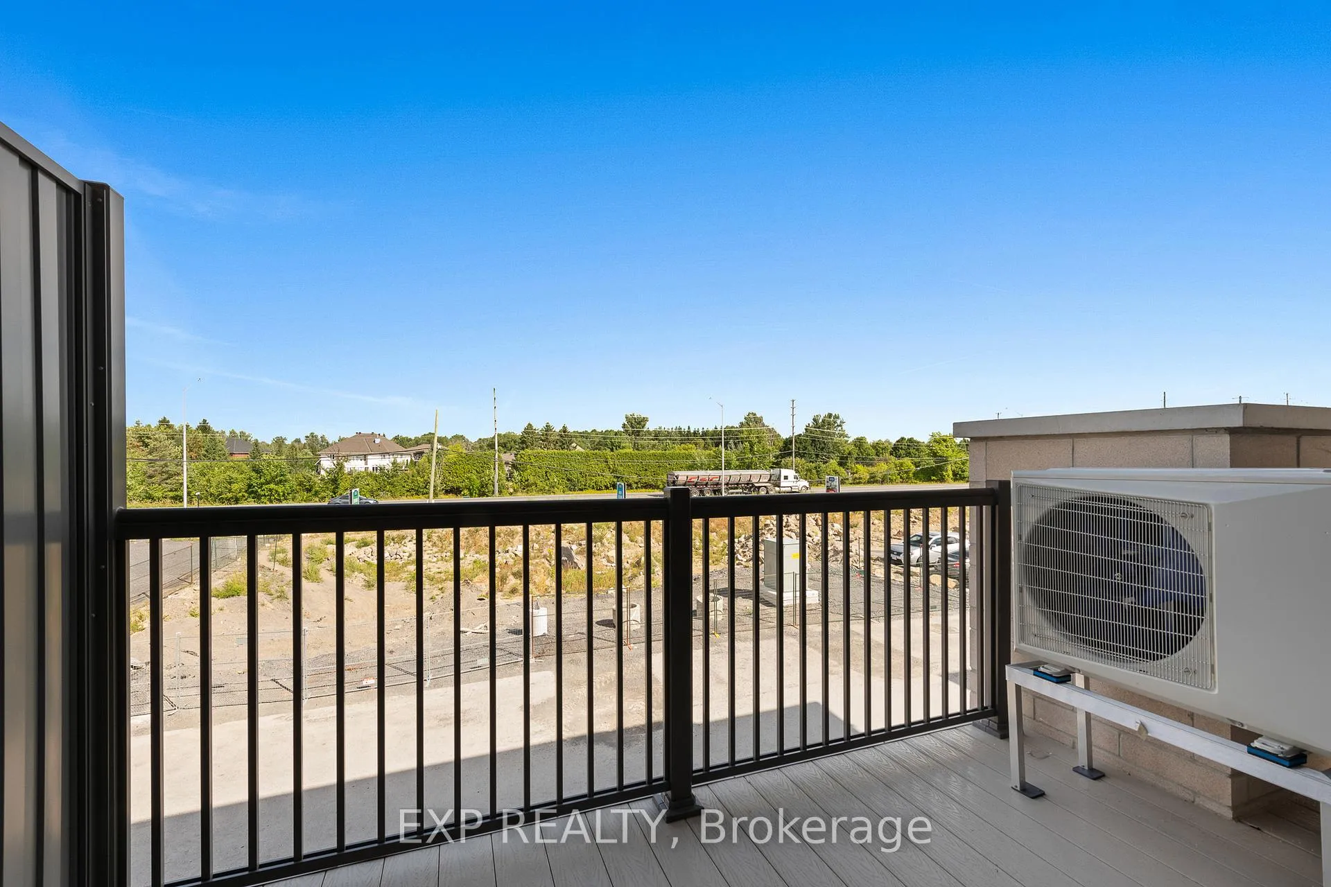 Photo 27 of 1005 Silhouette Private, Ottawa, Barrhaven - Cedargrove/Fraserdale — HOMEH