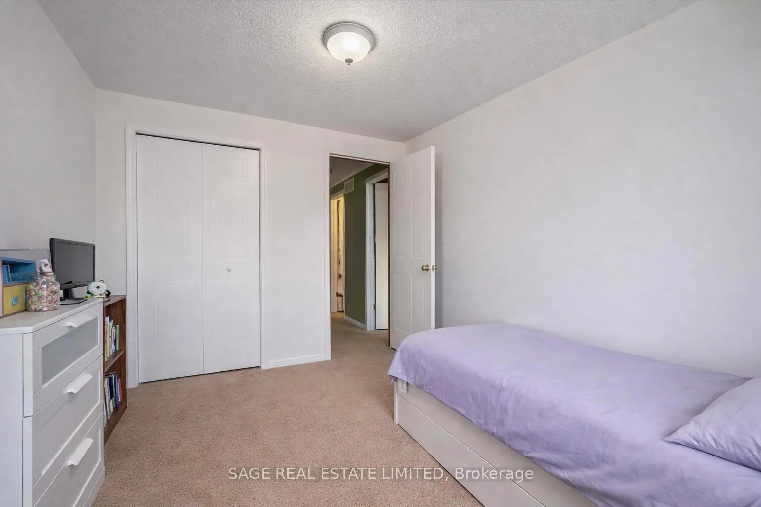 Photo 18 of Unit 28, 124 Gosling Gardens, Guelph, Clairfields/Hanlon Business Park — HOMEH