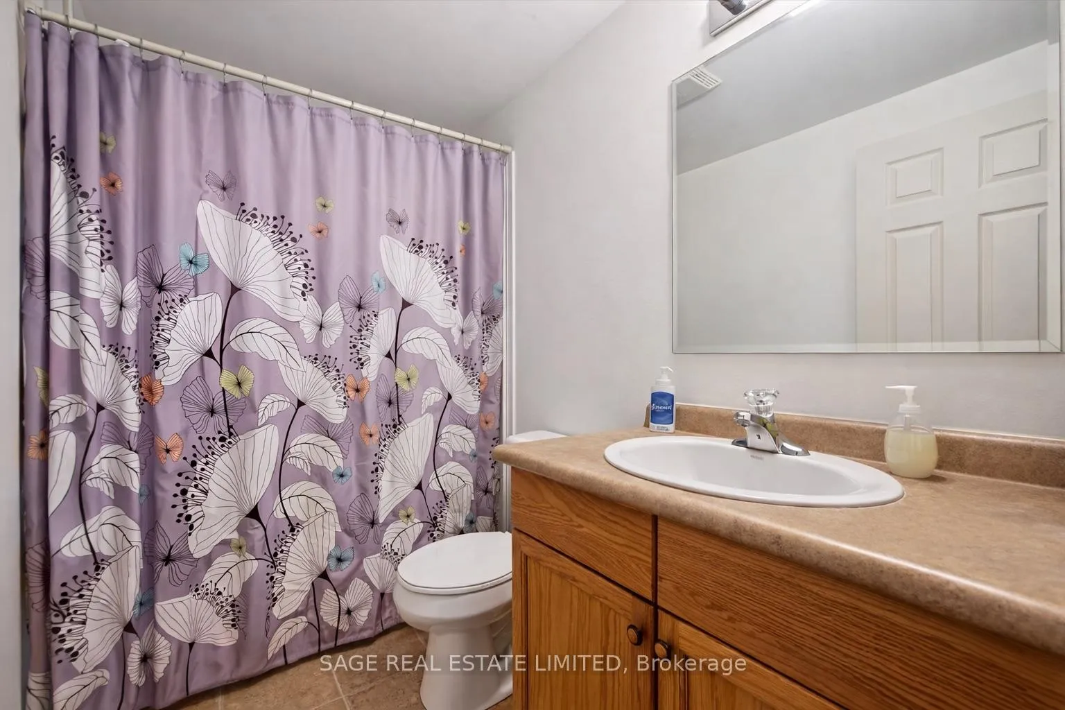 Photo 19 of Unit 28, 124 Gosling Gardens, Guelph, Clairfields/Hanlon Business Park — HOMEH