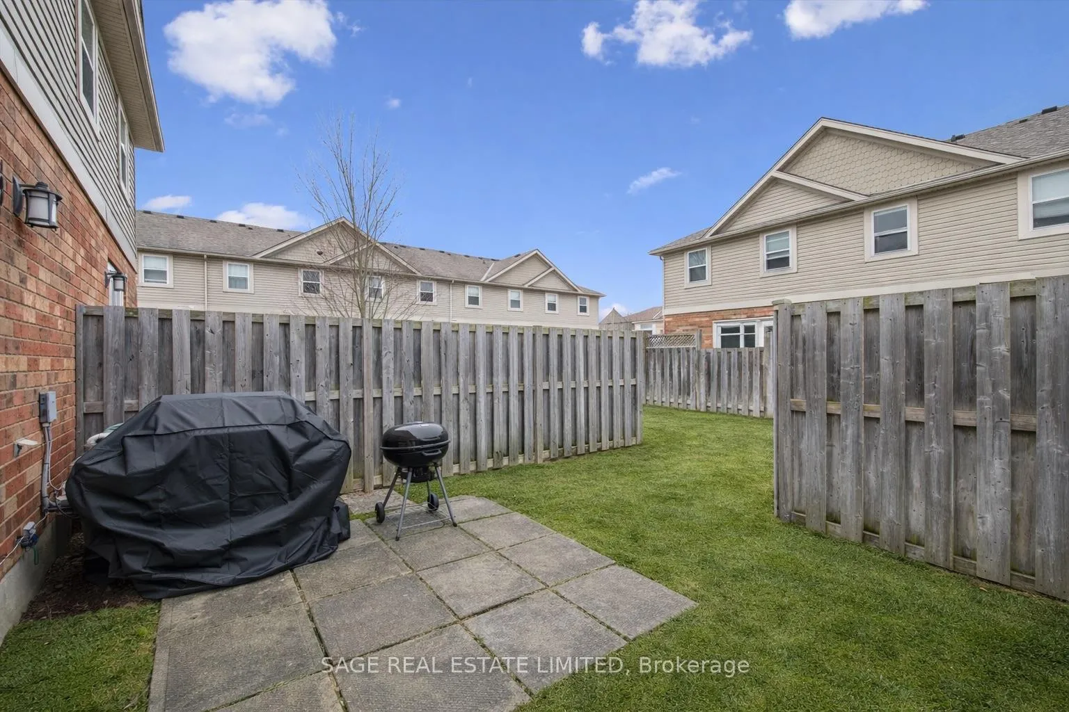Photo 24 of Unit 28, 124 Gosling Gardens, Guelph, Clairfields/Hanlon Business Park — HOMEH