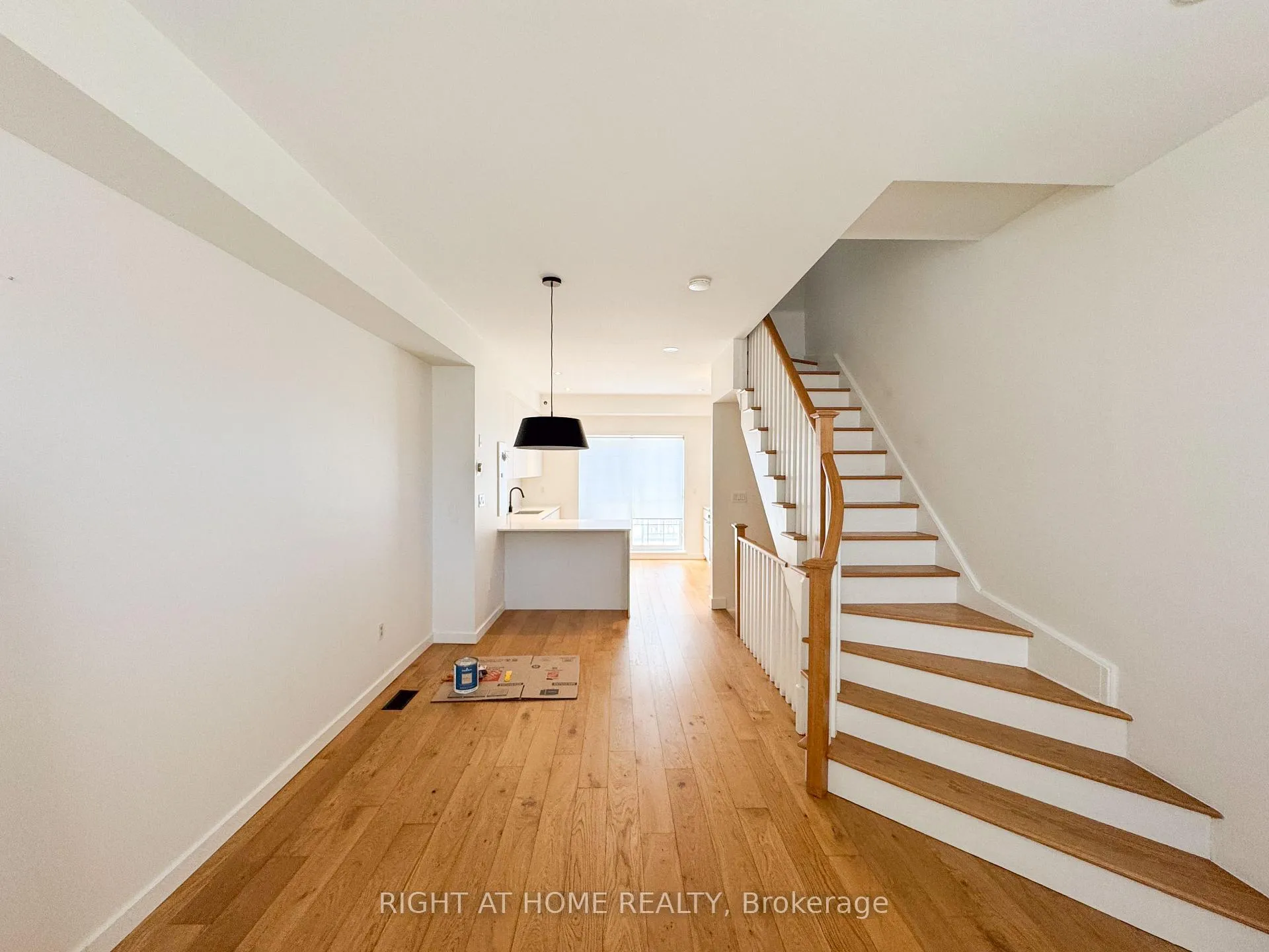 Photo 18 of Unit Th22, 6 Windermere Avenue, Toronto, High Park-Swansea — HOMEH
