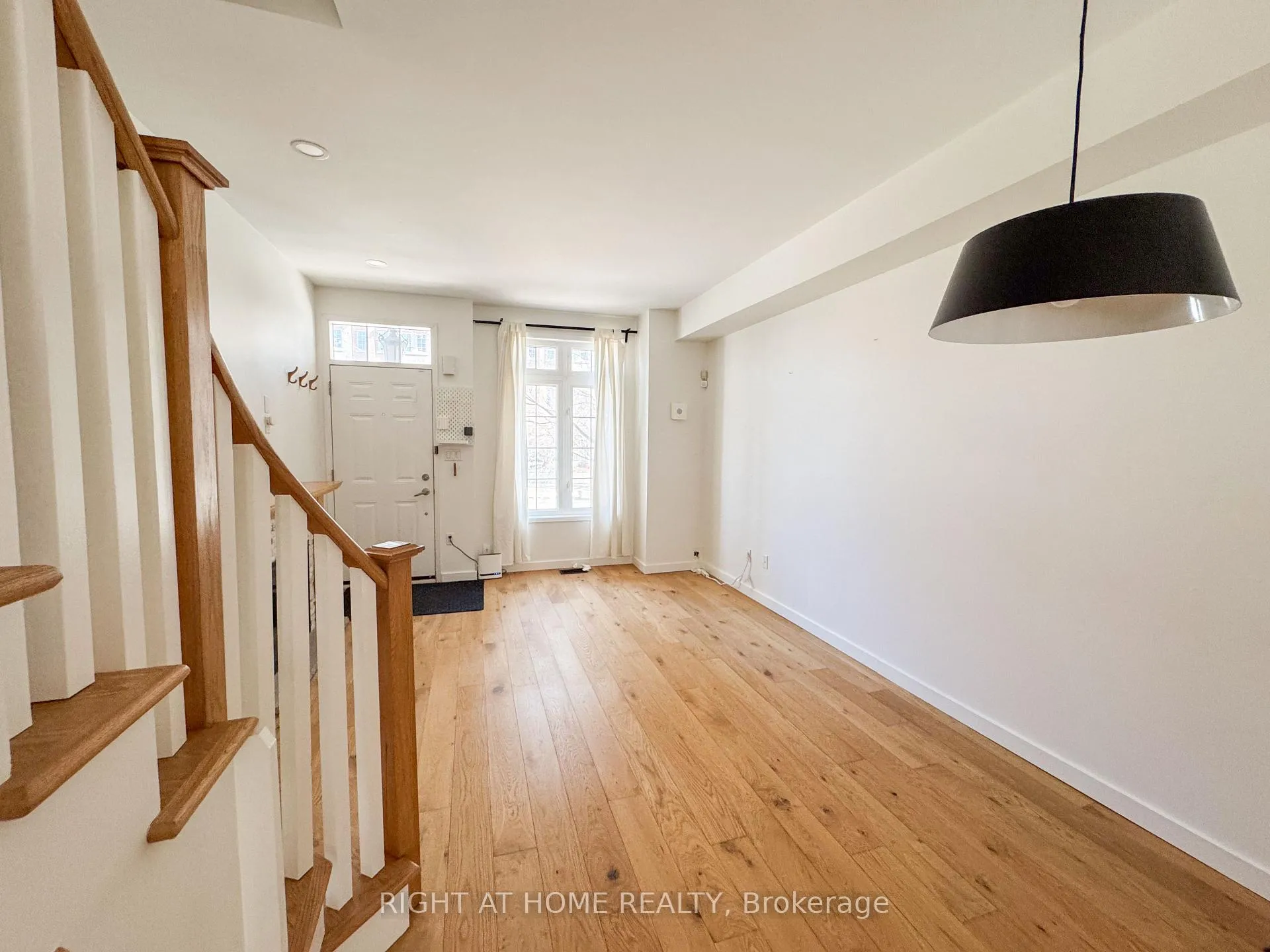 Photo 20 of Unit Th22, 6 Windermere Avenue, Toronto, High Park-Swansea — HOMEH