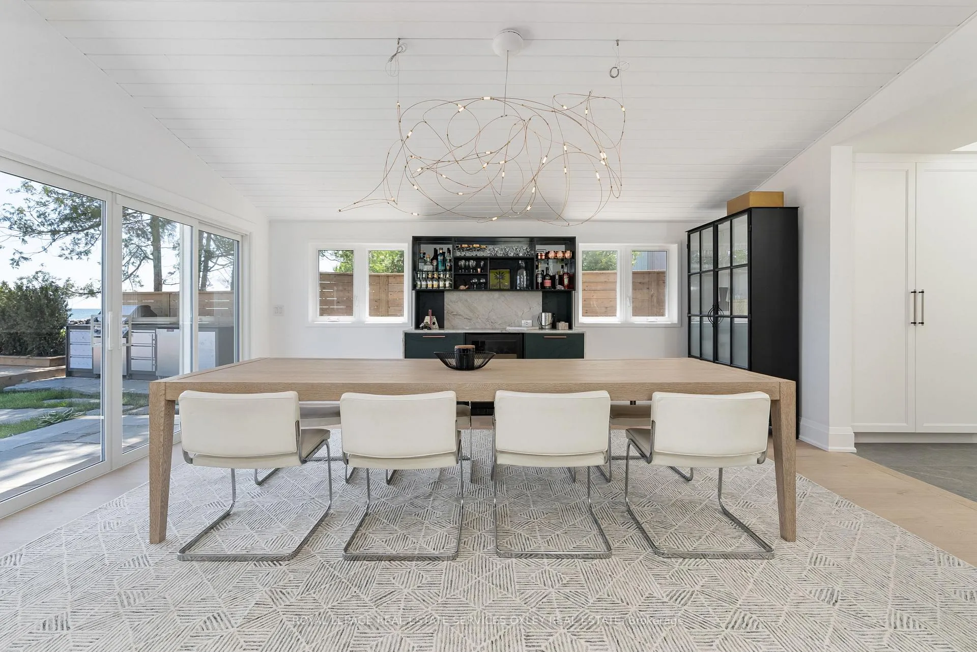 Photo 4 of 137 Bayview Avenue, Blue Mountains — HOMEH
