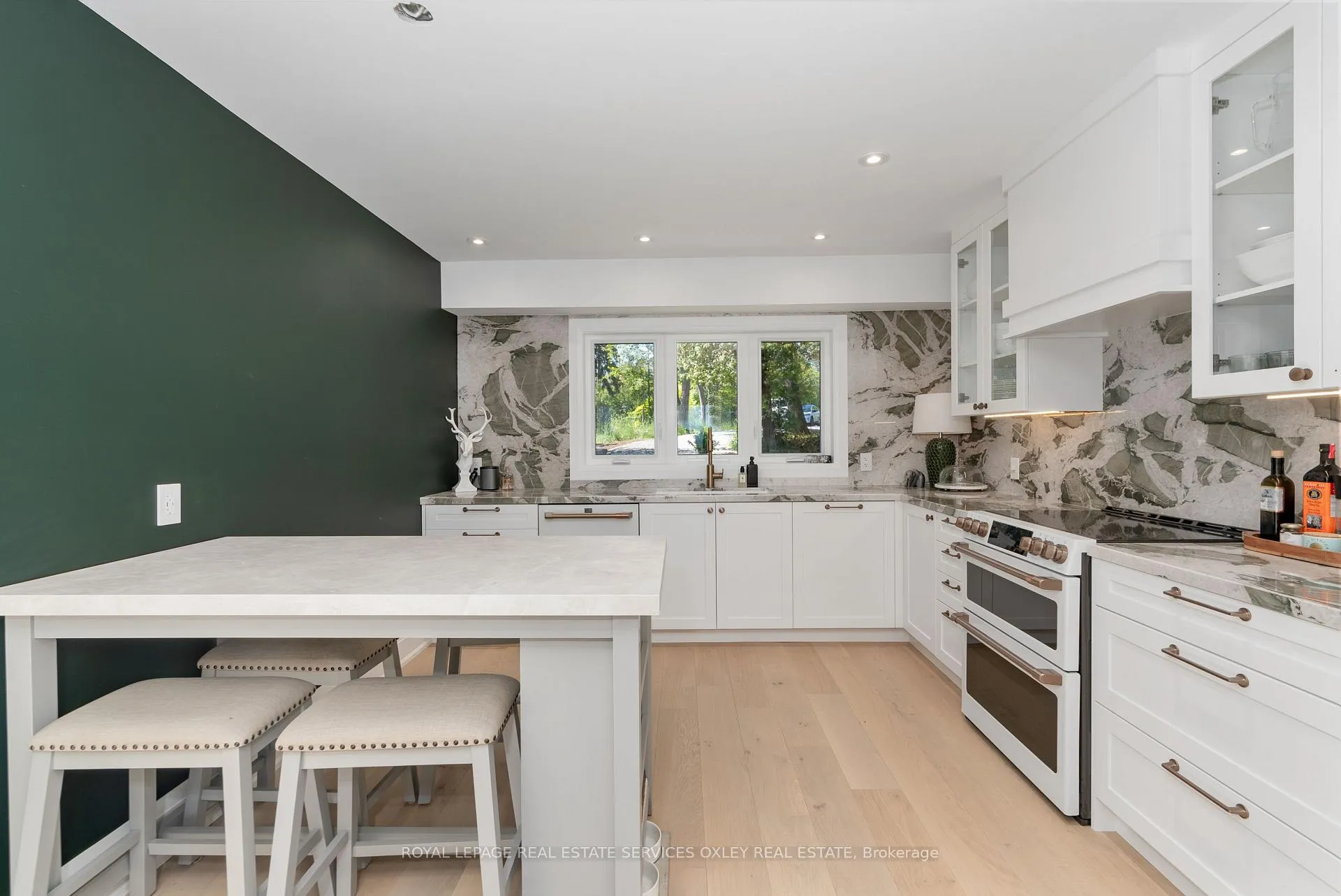 Photo 14 of 137 Bayview Avenue, Blue Mountains — HOMEH