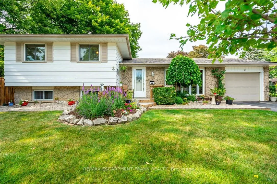 Photo 6 of 82 Turnbull Road, Hamilton, Dundas — HOMEH