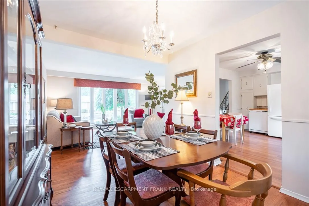Photo 16 of 82 Turnbull Road, Hamilton, Dundas — HOMEH