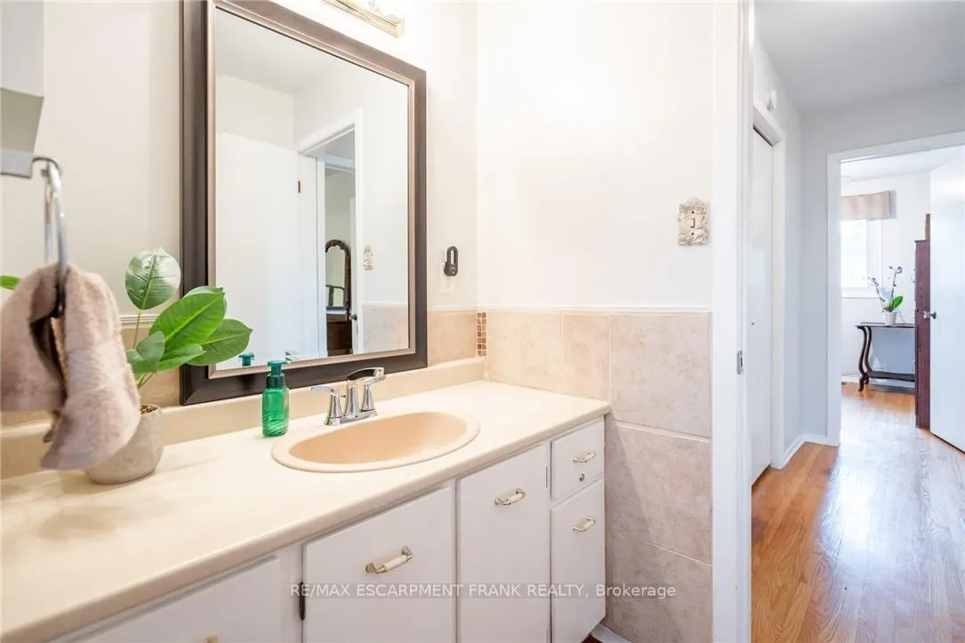 Photo 32 of 82 Turnbull Road, Hamilton, Dundas — HOMEH