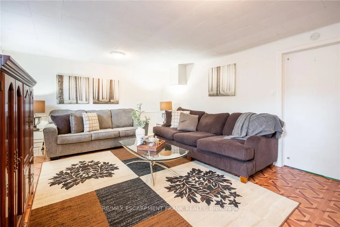 Photo 34 of 82 Turnbull Road, Hamilton, Dundas — HOMEH