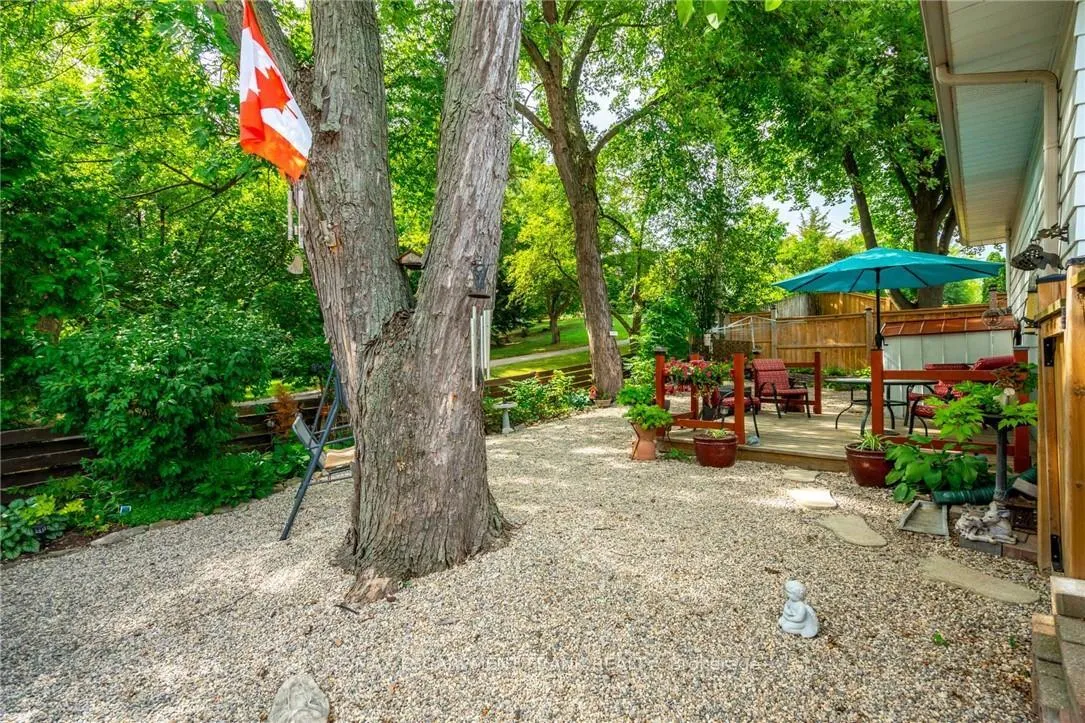 Photo 39 of 82 Turnbull Road, Hamilton, Dundas — HOMEH