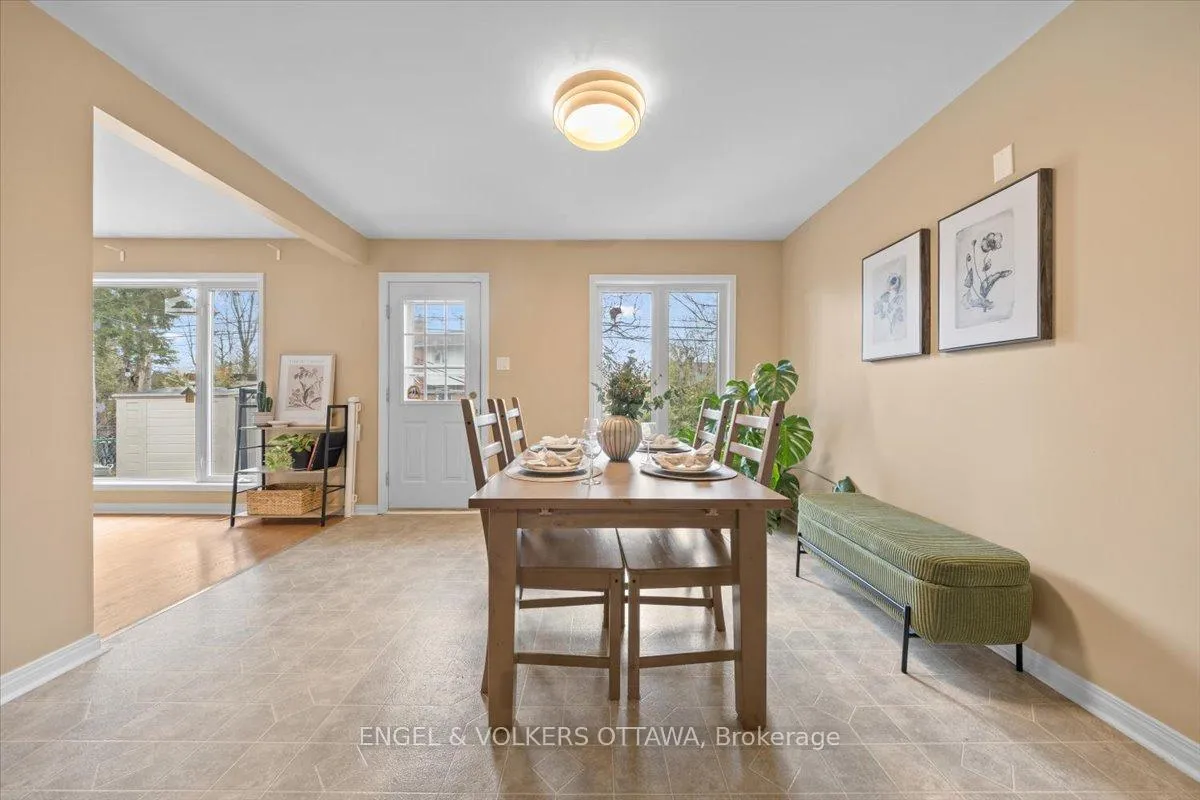 Photo 10 of 1332 Henry Farm Drive, Ottawa, Copeland Park — HOMEH