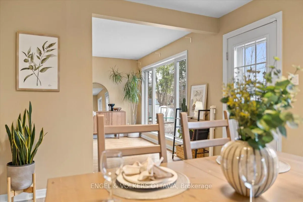 Photo 18 of 1332 Henry Farm Drive, Ottawa, Copeland Park — HOMEH
