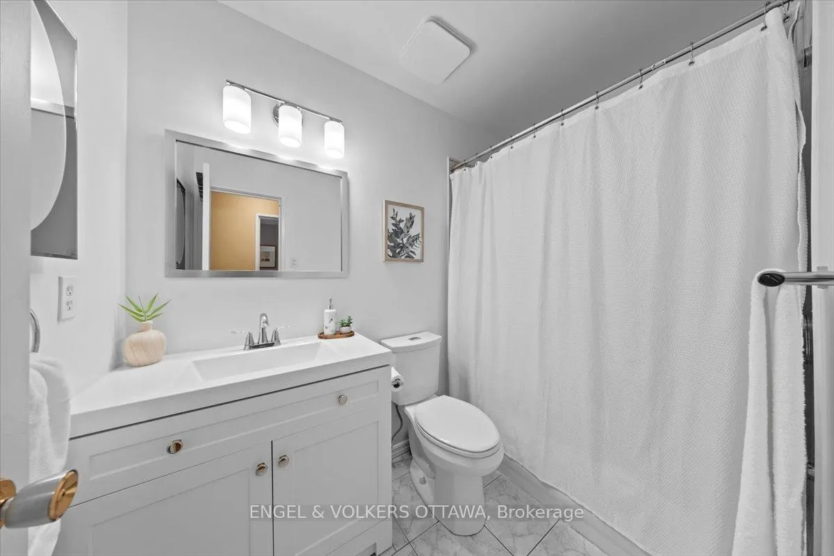 Photo 34 of 1332 Henry Farm Drive, Ottawa, Copeland Park — HOMEH