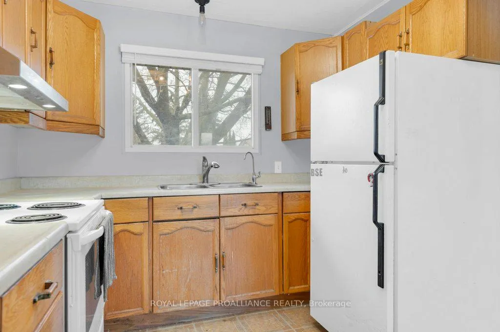 Photo 20 of 29 Hannah Street, Quinte West, Trenton Ward — HOMEH