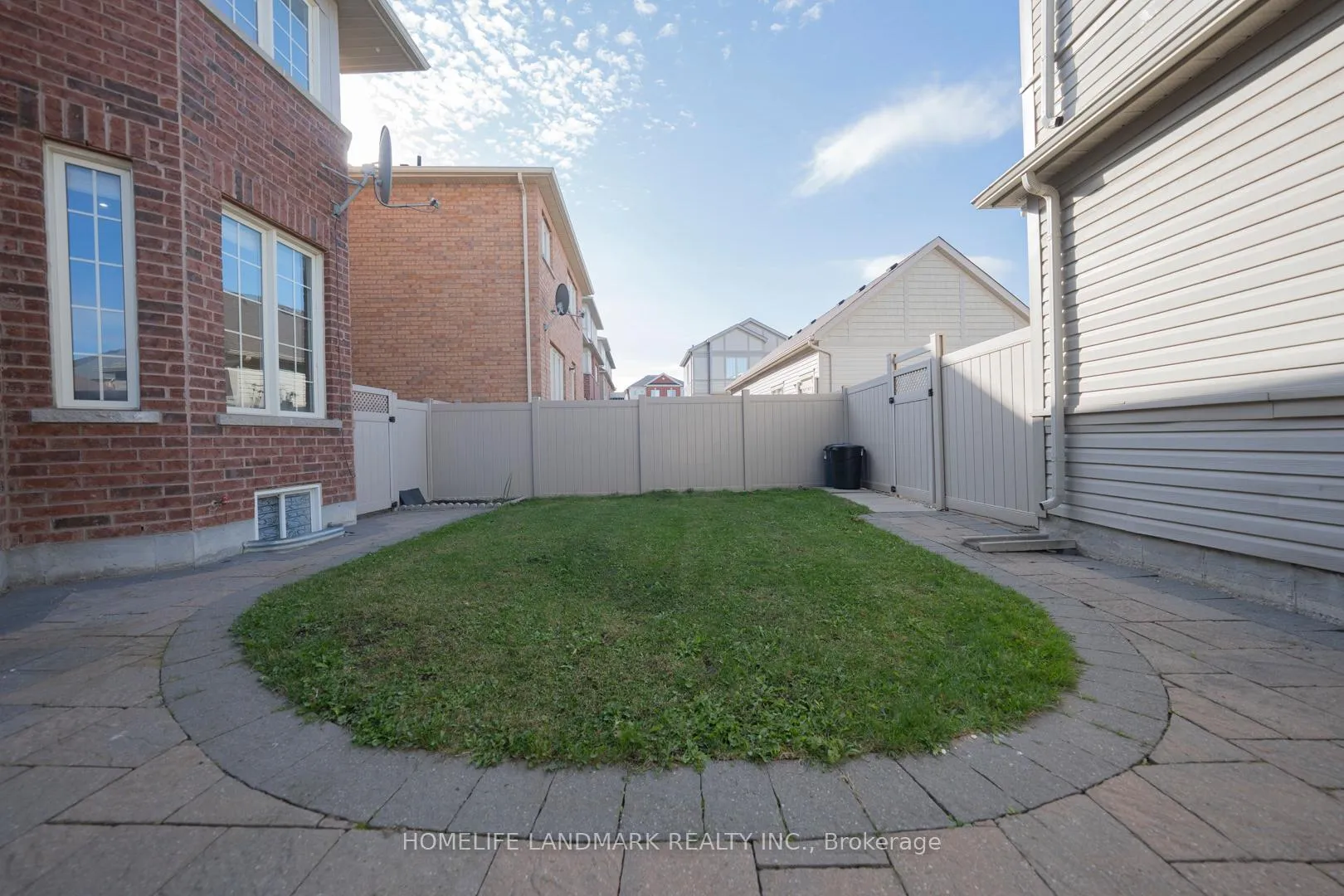 Photo 39 of 14 Duncan Road, Markham, Cornell — HOMEH