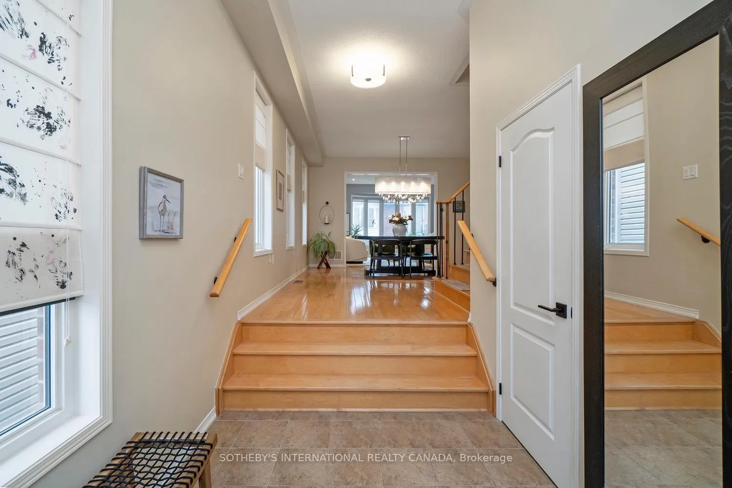 Photo 4 of 114 Strandmore Circle, Whitby, Brooklin — HOMEH