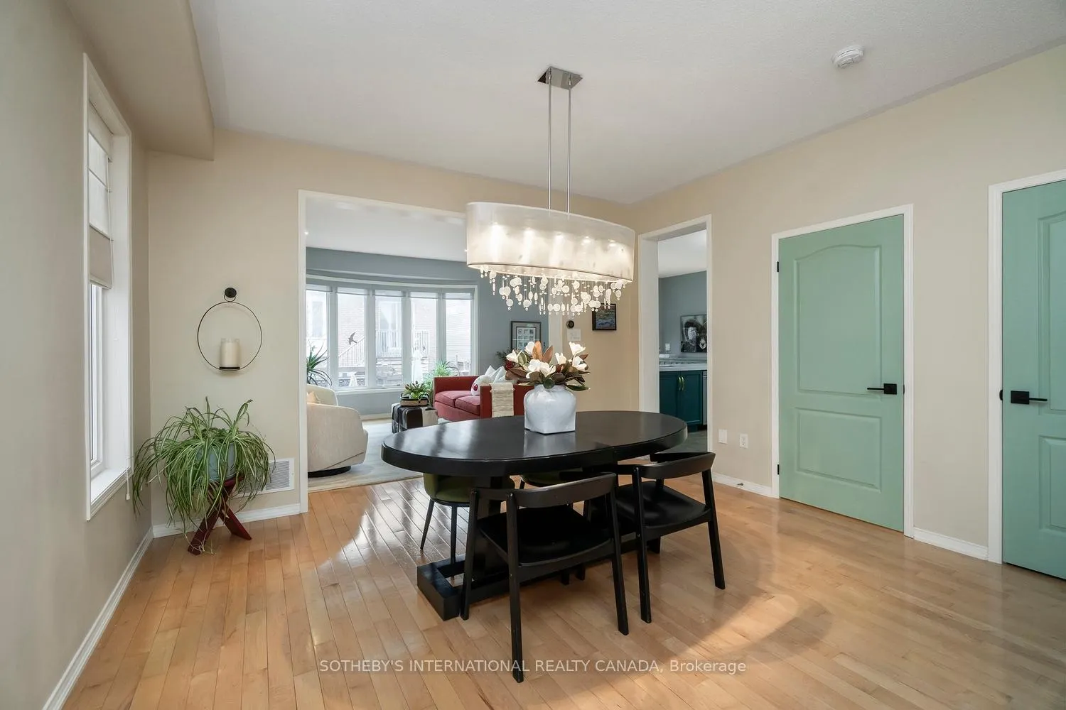 Photo 6 of 114 Strandmore Circle, Whitby, Brooklin — HOMEH