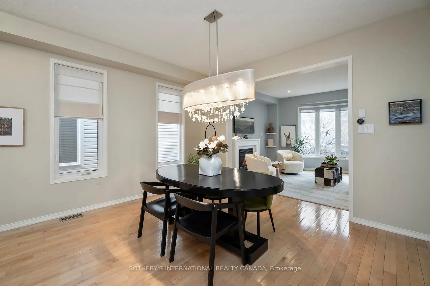 Photo 7 of 114 Strandmore Circle, Whitby, Brooklin — HOMEH