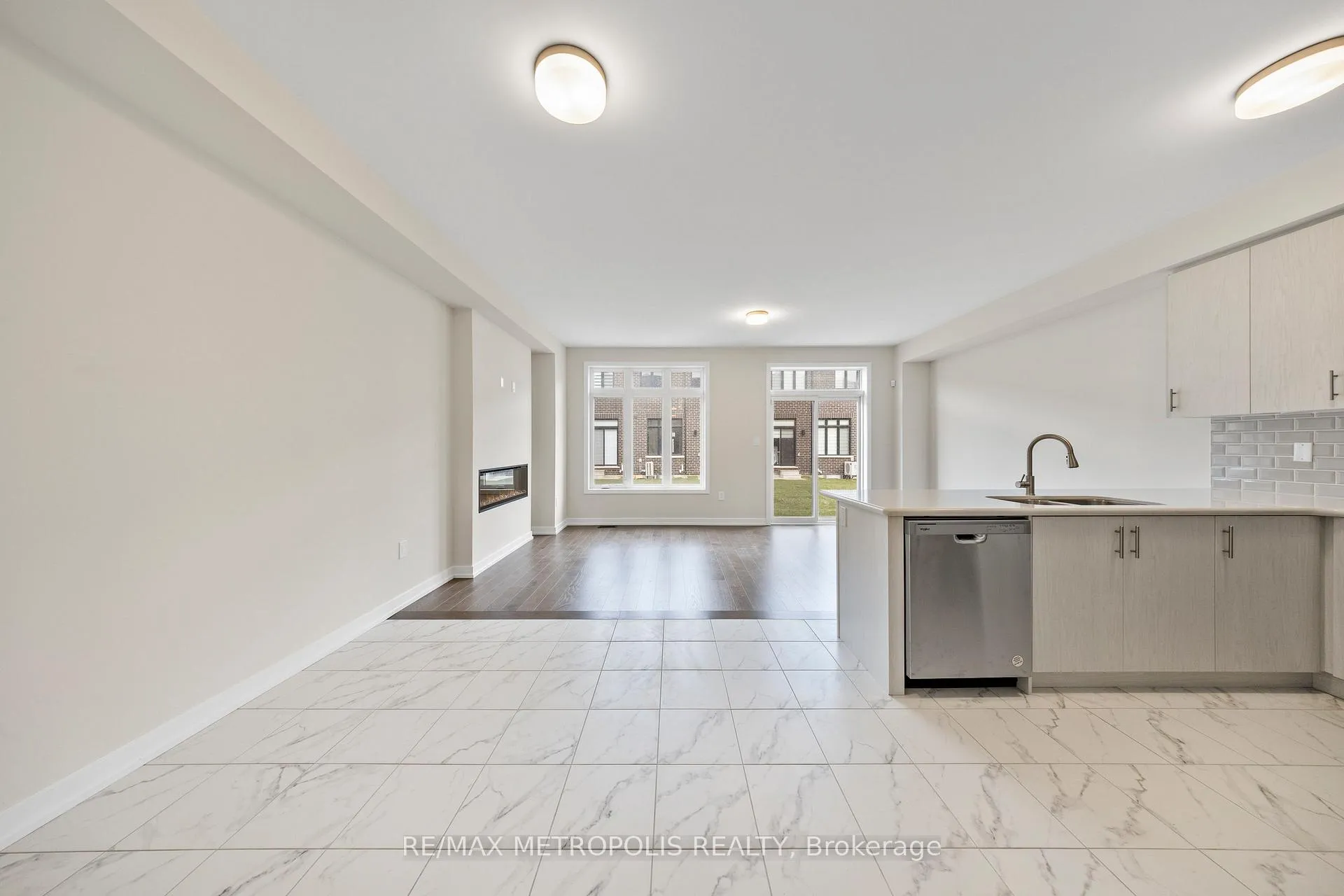 Photo 9 of 38 Singhampton Road, Vaughan, Kleinburg — HOMEH