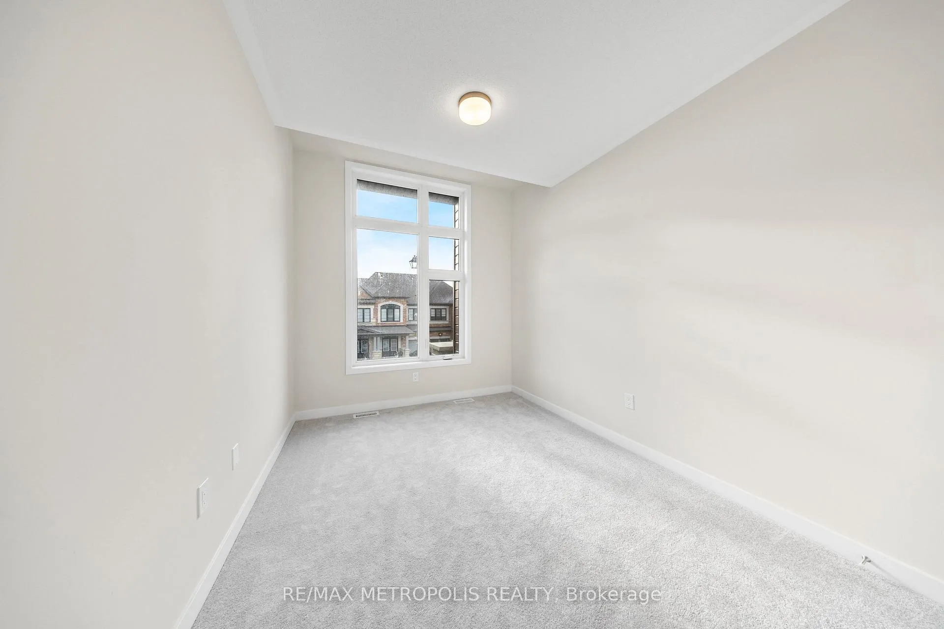 Photo 31 of 38 Singhampton Road, Vaughan, Kleinburg — HOMEH