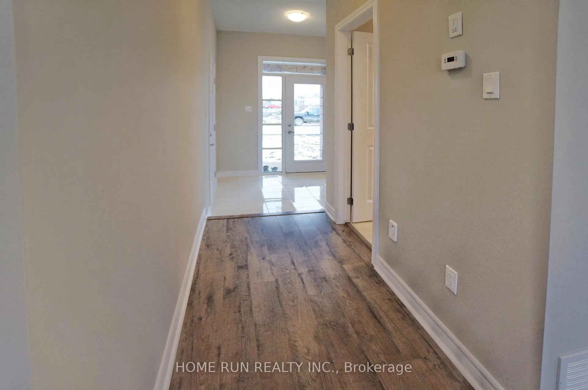 Photo 16 of 2472 Waterlilly Way, Ottawa, Barrhaven - Heritage Park — HOMEH