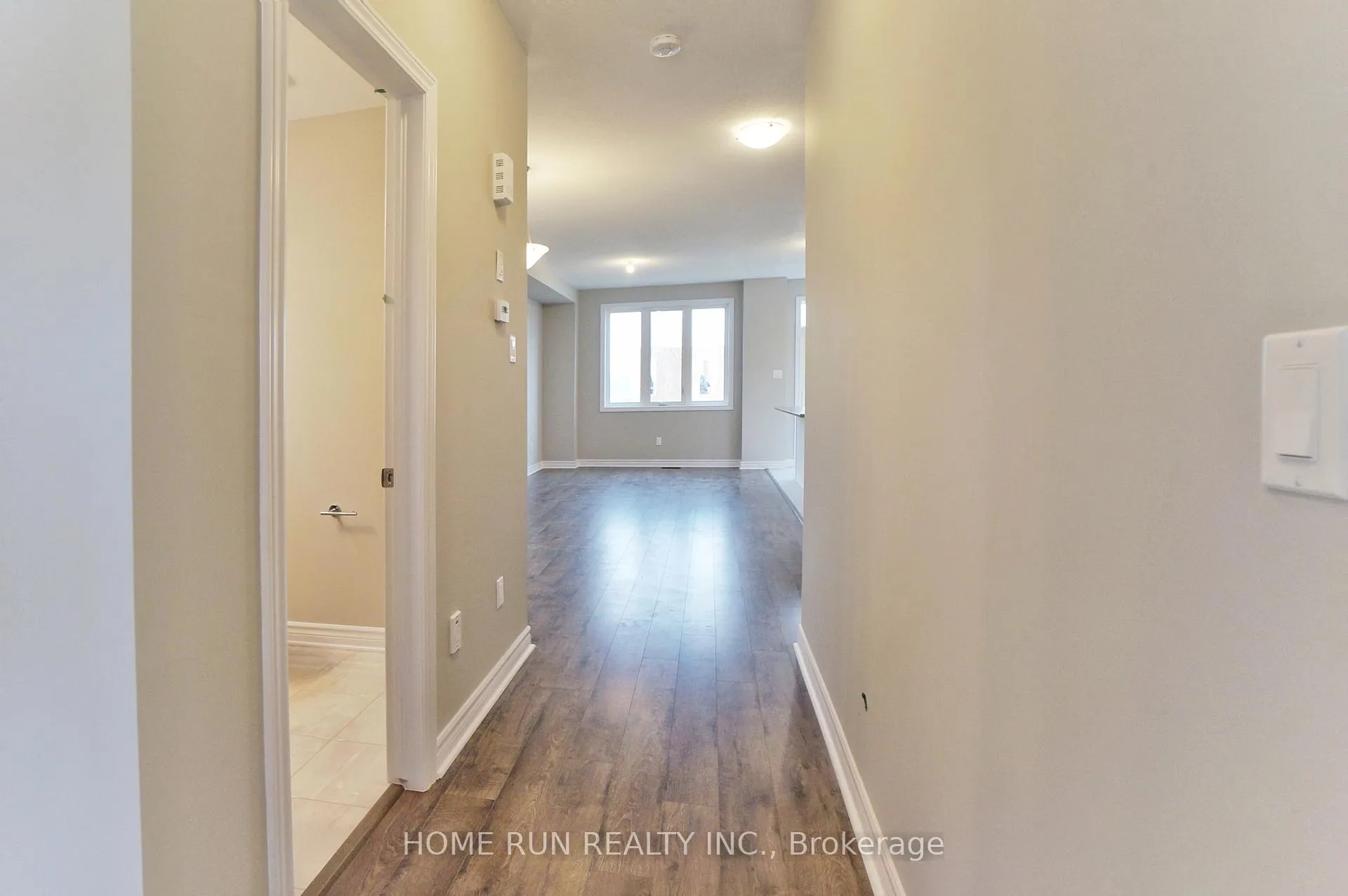 Photo 17 of 2472 Waterlilly Way, Ottawa, Barrhaven - Heritage Park — HOMEH