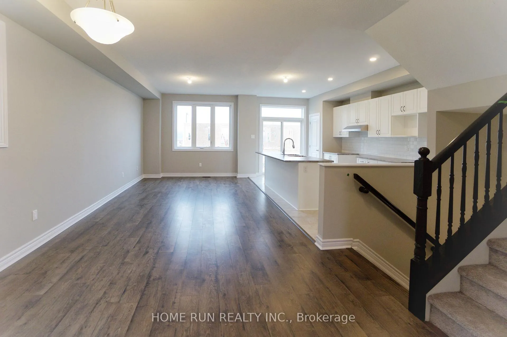 Photo 18 of 2472 Waterlilly Way, Ottawa, Barrhaven - Heritage Park — HOMEH