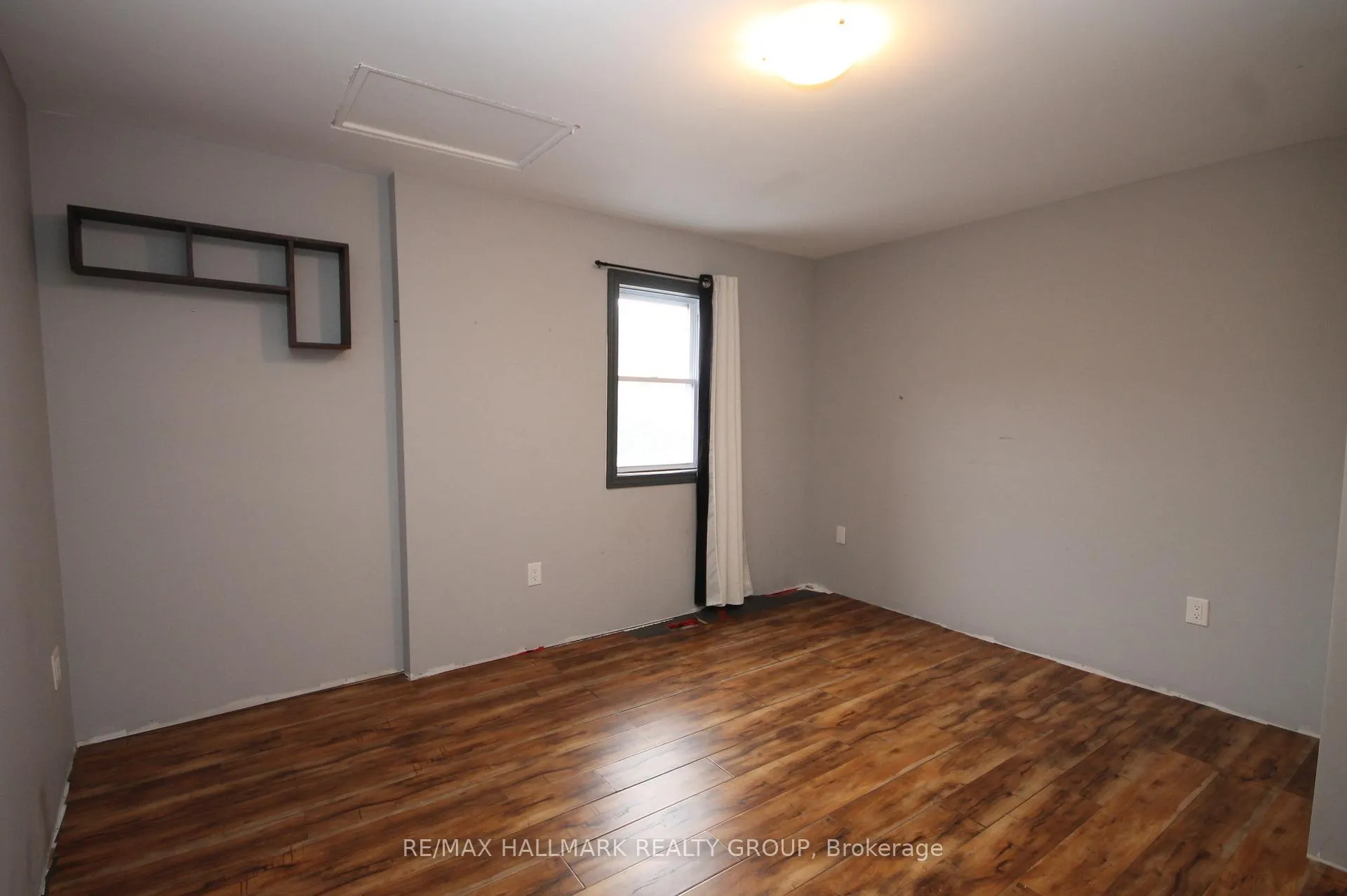Photo 22 of 74 McGonigal Street W, Arnprior — HOMEH
